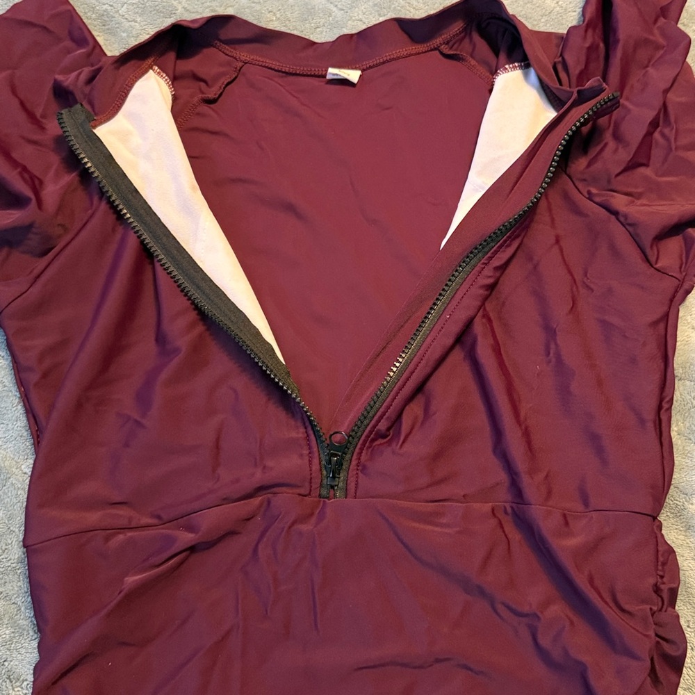 Zip front maroon swim suit - Picture 4 of 6